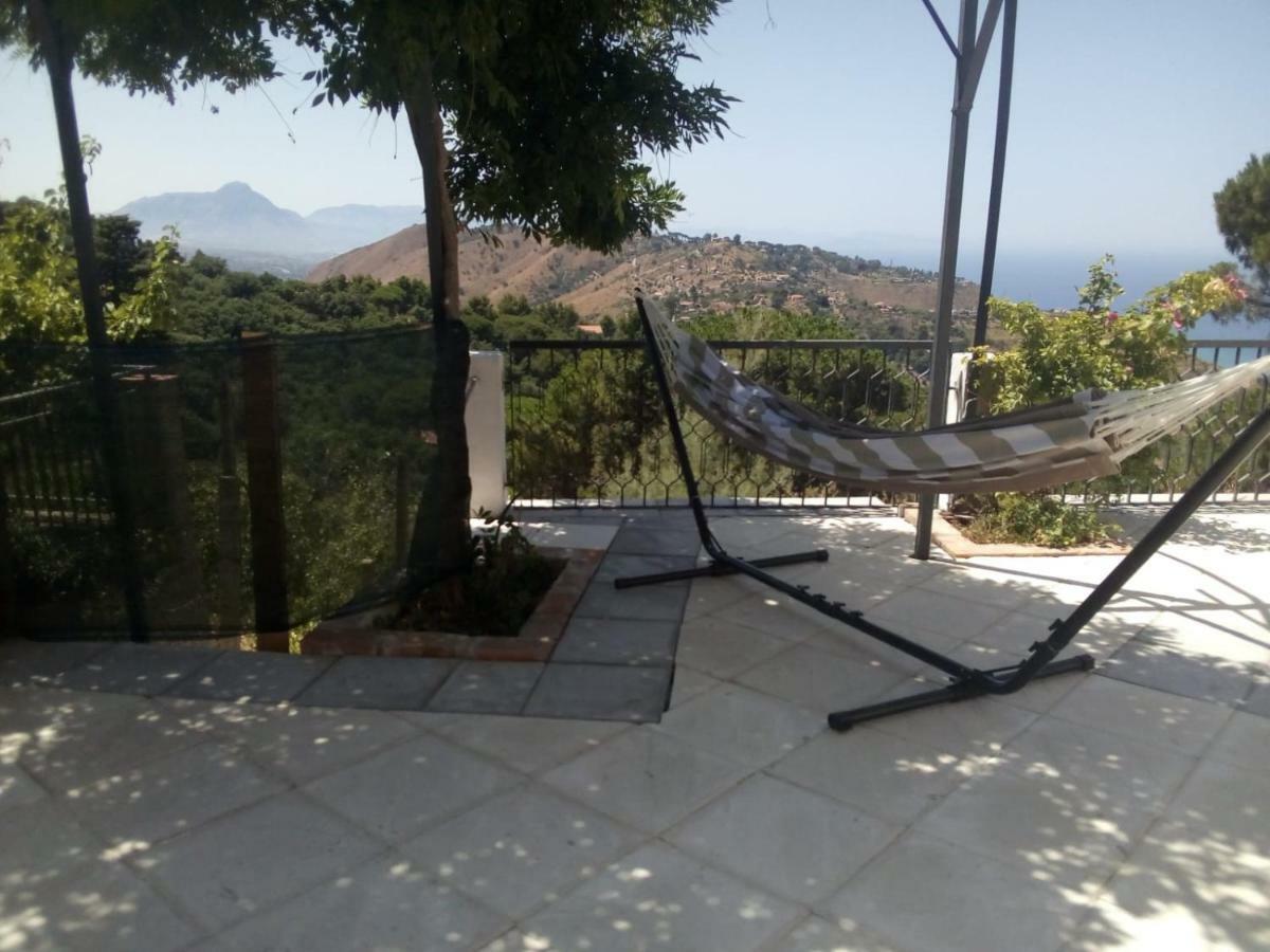 Incantevole Villa Con Vista Mozzafiato Cefalu Bagian luar foto